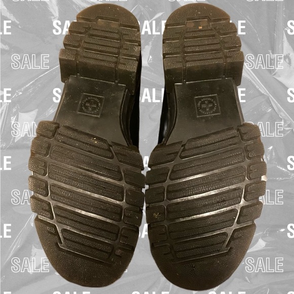 Dr. Martens Audrick Platform Chelsea Boots. - Picture 2 of 4